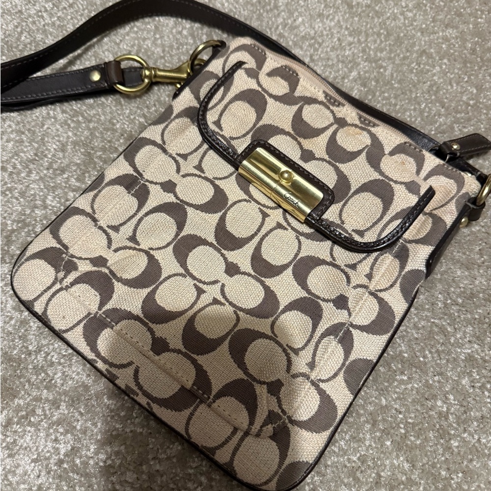 Authentic Coach Signature Crossbody Bag